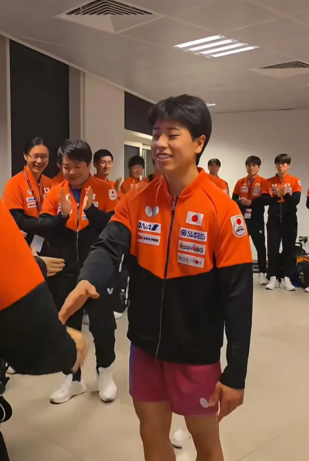 包含比利时乒乓球队血洗日本乒乓球队,水谷隼制霸全场的词条 包含比利时乒乓球队血洗日本乒乓球队,水谷隼制霸全场的词条