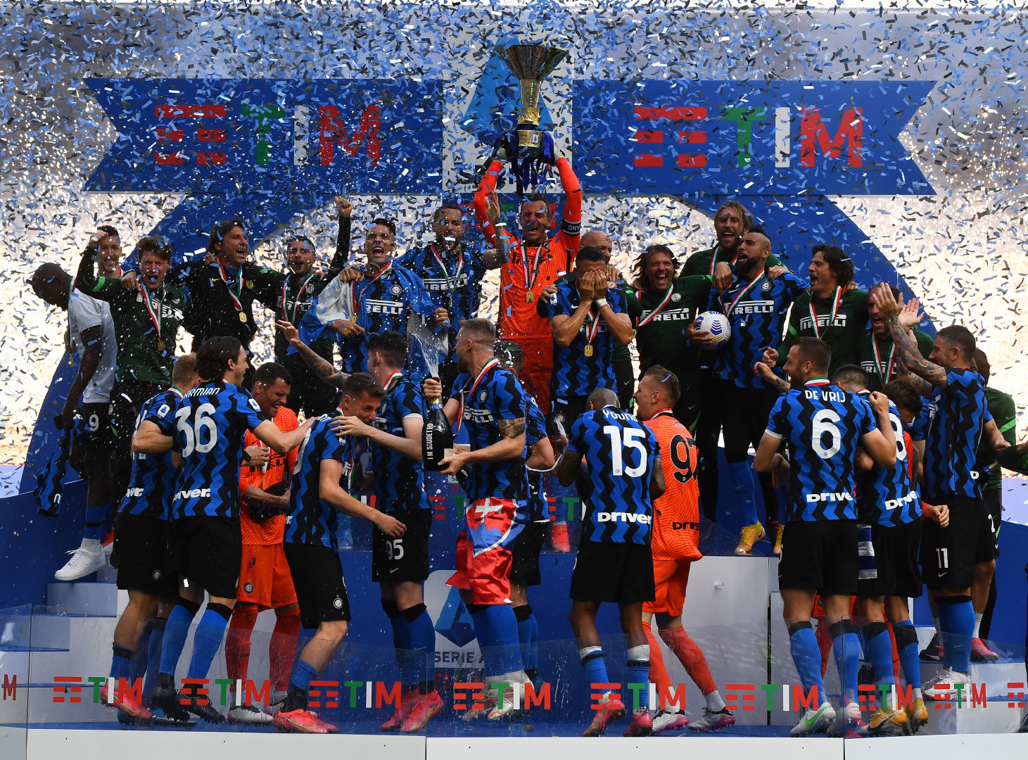 意大利足球职业联赛的一些亮点赛事