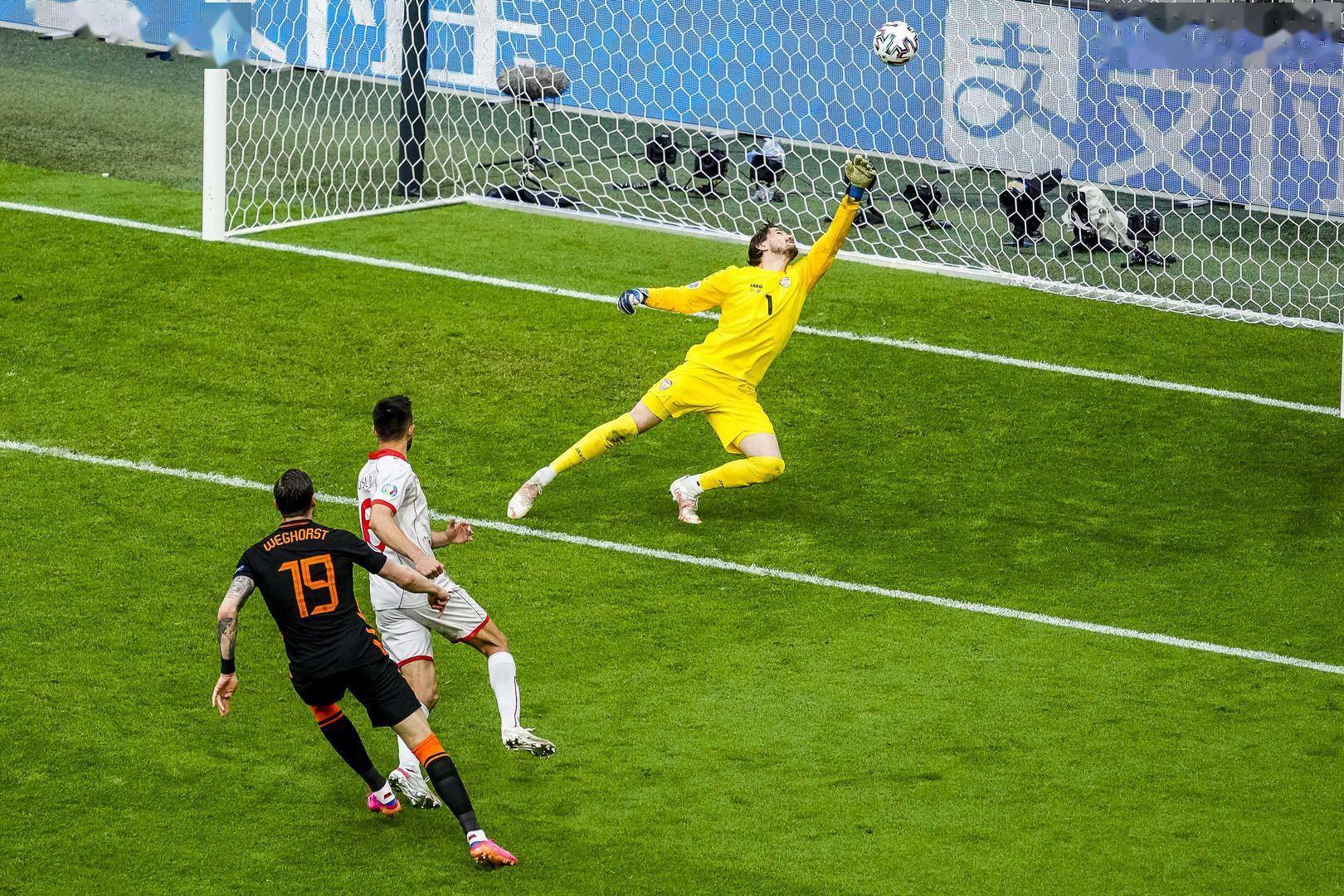 荷兰马其顿队连胜两场，冲击季军的简单介绍