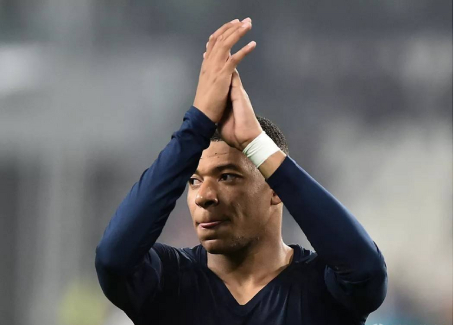 关于巴黎圣日耳曼客场止颓势，力保前进的信息