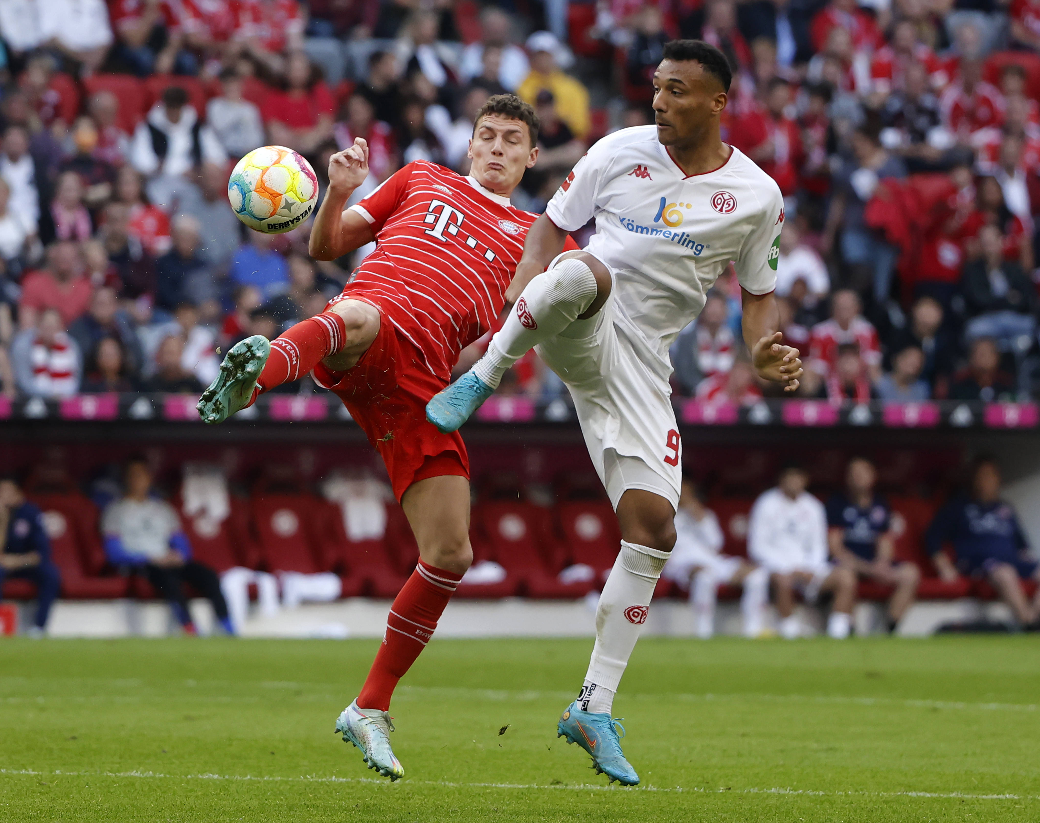 巴黎轻取狂胜，法甲传统豪门状态正佳的简单介绍