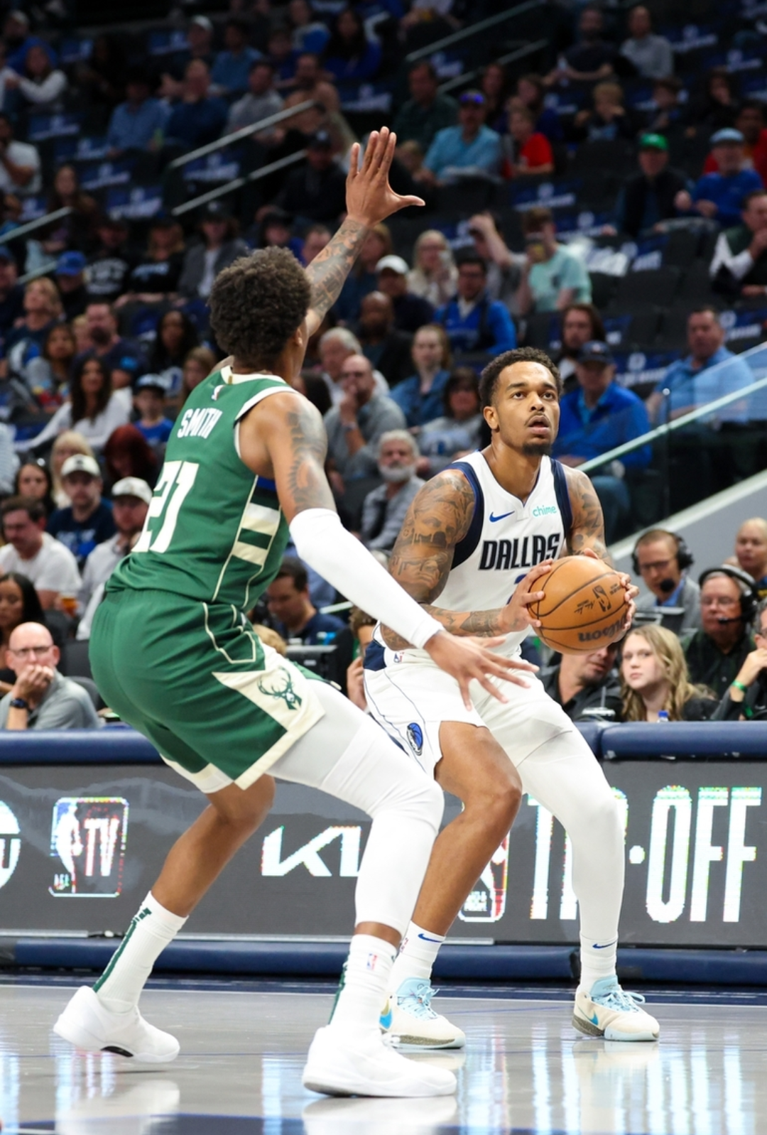 雄鹿队四连胜，携手晋级半决赛球队拼尽全力