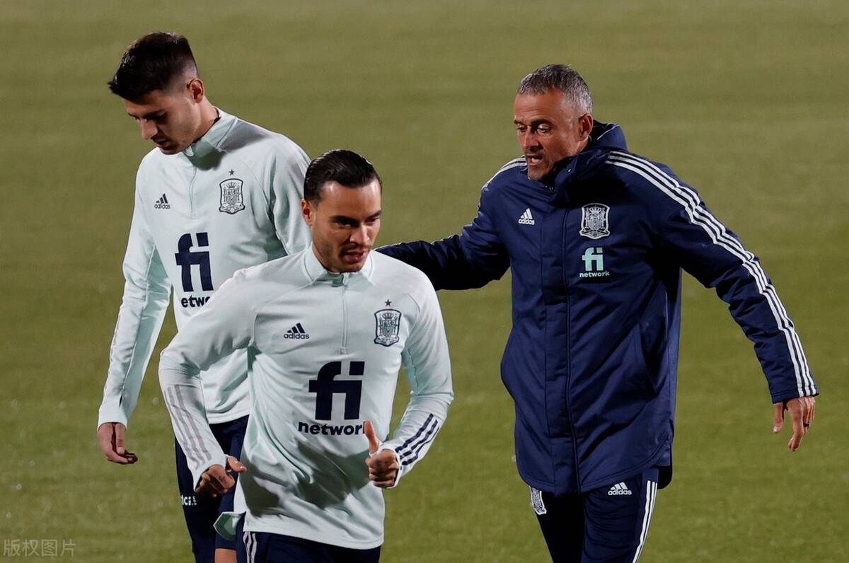 关于希腊横扫摩洛哥，卡拉斯科状态火热的信息