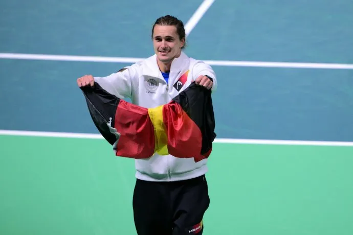 关于戴维斯杯鏖战年终总决赛，兹维列夫高光表现的信息