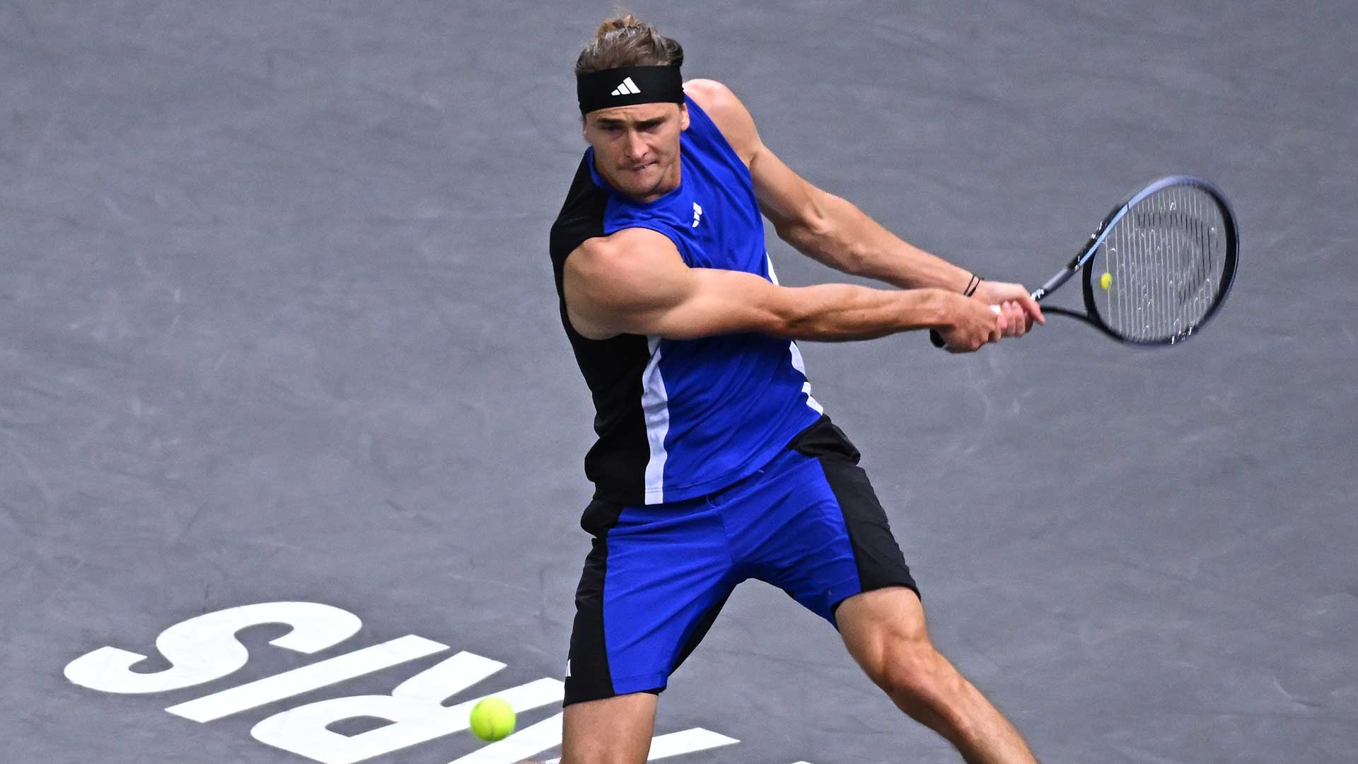 关于戴维斯杯鏖战年终总决赛，兹维列夫高光表现的信息