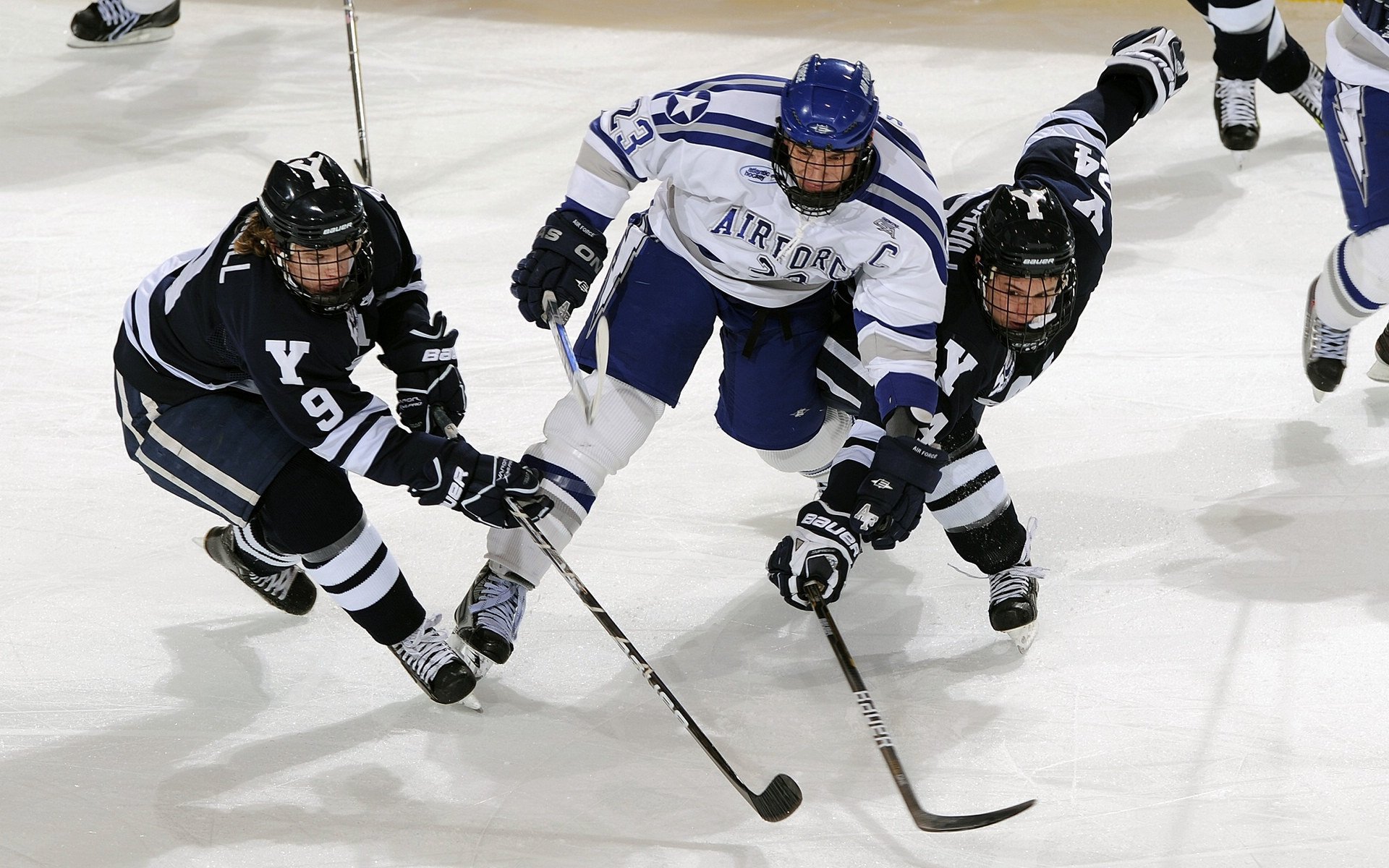冰与火的博弈，阿克如何成为苏格兰血拼挪威的关键先生